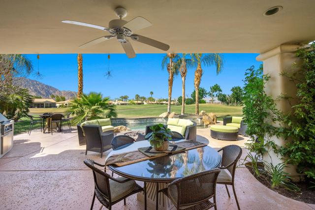 80080 Riviera, La Quinta CA: https://media.crmls.org/mediaz/da762bae-83f6-49f2-8cde-003ba7309523.jpg