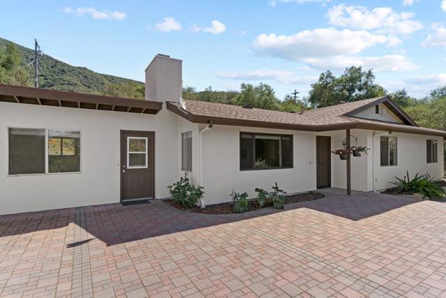 9115 Harmony Grove Road, Escondido CA: https://media.crmls.org/mediaz/da7747fe-6174-49d3-ba6a-7c9cd71c7e5f.jpg