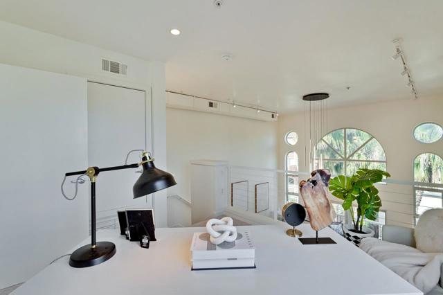 350 N 2nd Street, San Jose CA: https://media.crmls.org/mediaz/da7761ac-30e6-432c-b977-c2588cdd9960.jpg