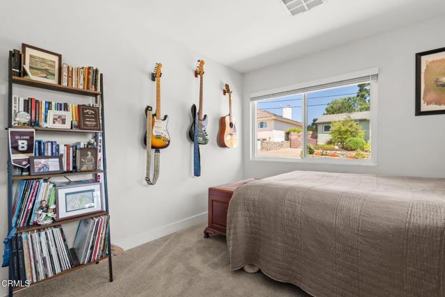 3 Bed Home for Sale in Oak View, California