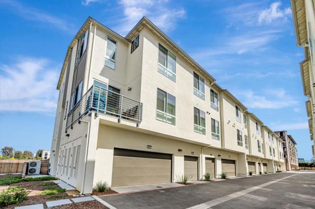 2044 Worthington Circle, Santa Clara CA: https://media.crmls.org/mediaz/da7910aa-b6e2-452b-a2a9-b3b423f3c719.jpg
