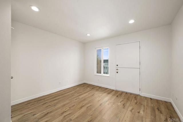 Detail Gallery Image 6 of 26 For 1111 Seacoast Dr 34, Imperial Beach,  CA 91932 - 2 Beds | 1/1 Baths