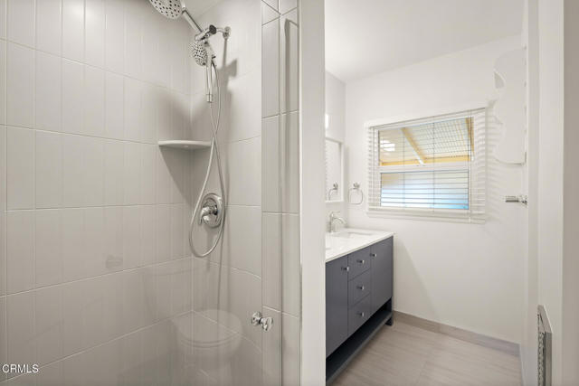 1750 E Villa Street, Pasadena CA: https://media.crmls.org/mediaz/da7a60e3-996b-4a64-91eb-48afa682aba7.jpg
