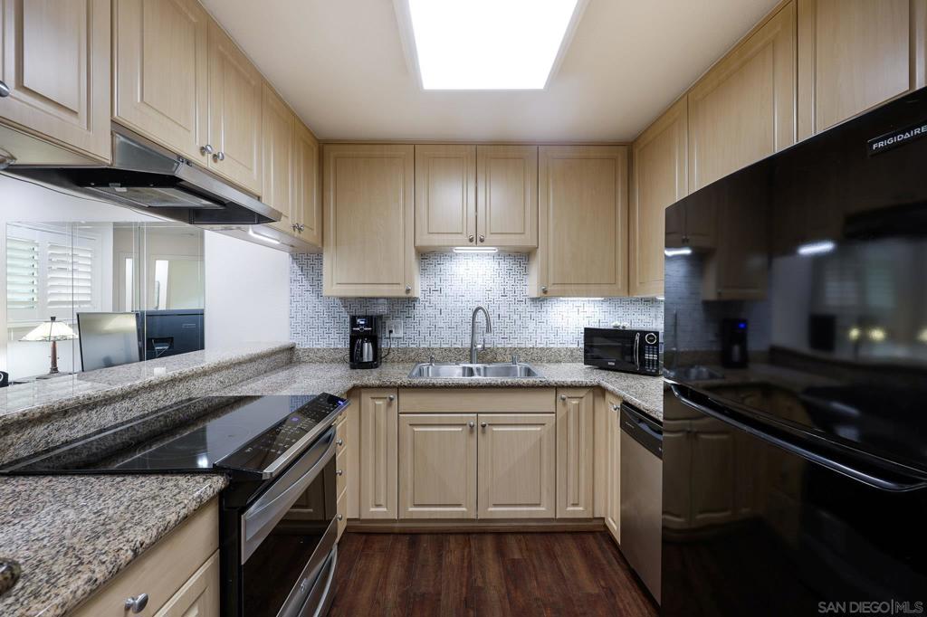 10056 Maya Linda Rd - photo 16
