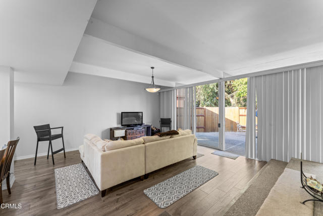 796 S Saticoy Avenue, Ventura CA: https://media.crmls.org/mediaz/da7d1482-3dc7-4689-baad-9066e8e399cc.jpg
