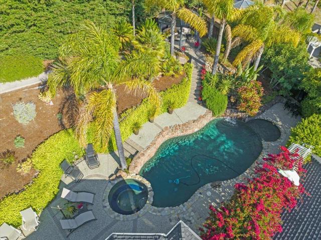 2380 Sunflower Circle, Gilroy CA: https://media.crmls.org/mediaz/da7d9793-8e5a-4edf-b67b-9e5dd8cb09e2.jpg