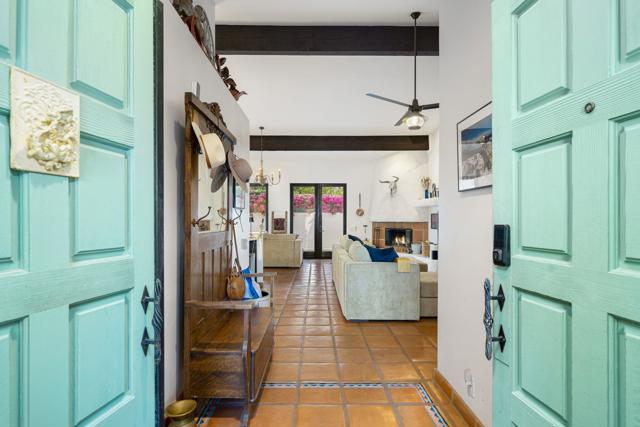 53845 Avenida Cortez, La Quinta CA: https://media.crmls.org/mediaz/da7df638-58c3-4492-8812-847008dcbd0f.jpg