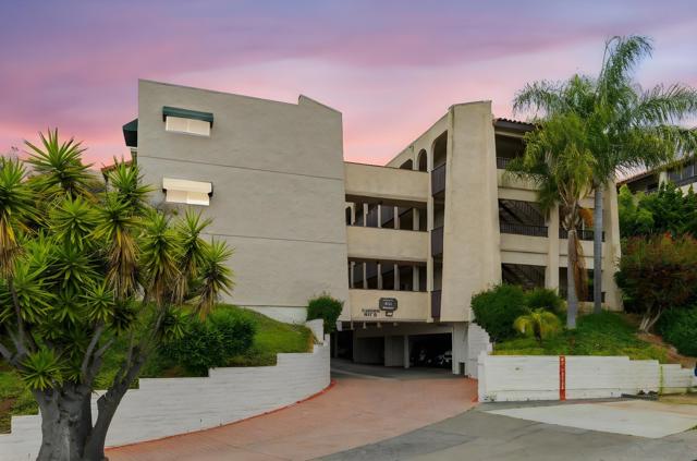 2727 Morena Blvd, San Diego CA: https://media.crmls.org/mediaz/da7fd7db-1bab-4fed-9ea9-3da1cc664e3c.jpg