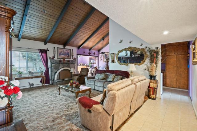 1518 Duran Circle, Salinas CA: https://media.crmls.org/mediaz/da7ffd0f-7748-496d-a879-628e81b9fb12.jpg