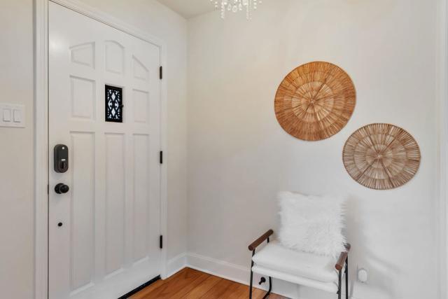 1641 Molitor Road, Belmont CA: https://media.crmls.org/mediaz/da7ffd7a-62b9-4912-a8f7-11ddc901c429.jpg