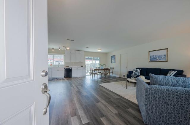 1676 Flores Street, Seaside CA: https://media.crmls.org/mediaz/da800df4-2a31-4295-b7e6-e14a339aa4b2.jpg