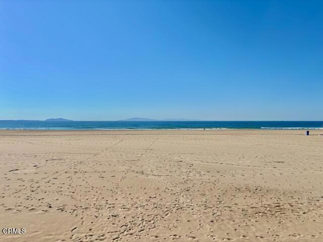 Detail Gallery Image 13 of 24 For 3949 Ocean Dr, Oxnard,  CA 93035 - 3 Beds | 2 Baths