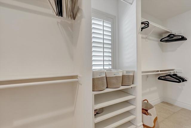 36 Coronado Pointe, Laguna Niguel CA: https://media.crmls.org/mediaz/da803d79-fe0e-49df-8ffe-2f1aaa98738e.jpg
