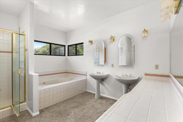 9400 Corriente Road, Atascadero CA: https://media.crmls.org/mediaz/da81b2ed-786f-47d3-84c5-3962fab21dfb.jpg