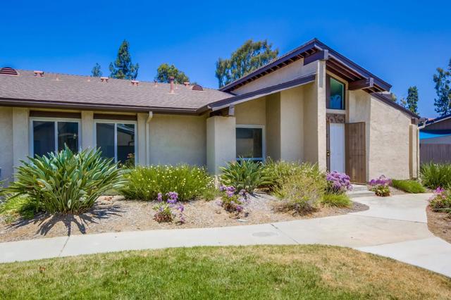 Detail Gallery Image 3 of 39 For 2230 Arborviate Ln, Spring Valley,  CA 91977 - 3 Beds | 2 Baths