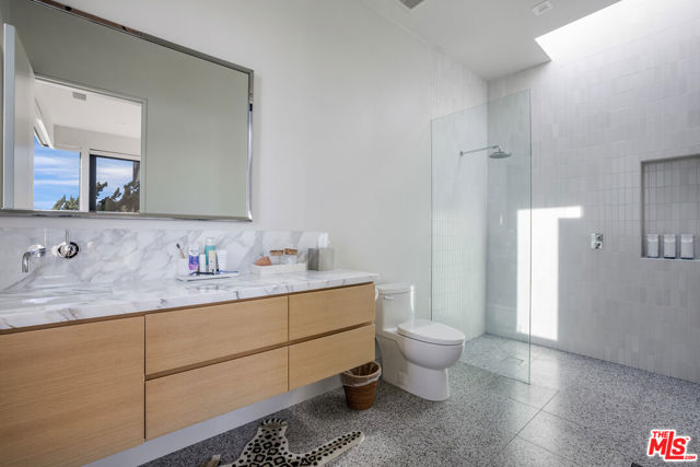 Drew Fenton | 1030 Somera Road Los Angeles CA | MLS: 7216048