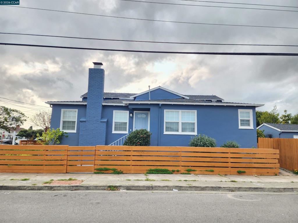 2387 Humphrey Avenue