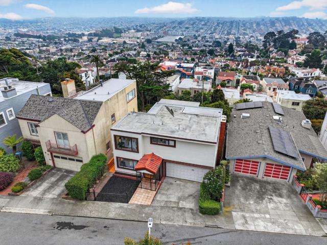 72 Cresta Vista Drive, San Francisco CA: https://media.crmls.org/mediaz/da87b9ff-07a3-4341-9587-43e4d972e5db.jpg