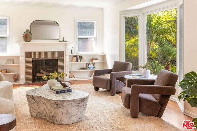 2590 Armacost Avenue, Los Angeles CA: https://media.crmls.org/mediaz/da8a6d38-c806-4311-bd4d-45a71ee352a8.jpg