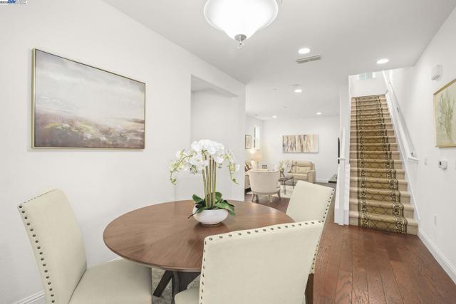 3105 Vittoria Loop, Dublin CA: https://media.crmls.org/mediaz/da8c1d26-aa7a-437d-9525-421512f40941.jpg