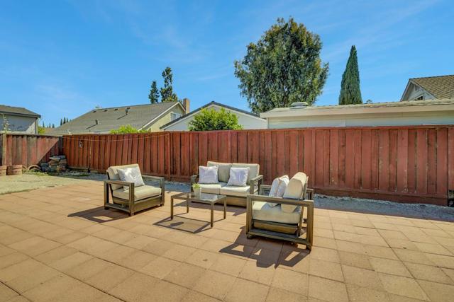 3617 Ruther Place Way, San Jose CA: https://media.crmls.org/mediaz/da8cf85d-88d2-4099-ae16-00fd030e23eb.jpg