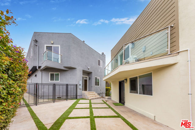 2143 Kerwood Avenue, Los Angeles CA: https://media.crmls.org/mediaz/da8e1154-ba67-4336-bac8-3798a2d1e49b.jpg