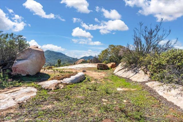 0 Barona Road, Lakeside CA: https://media.crmls.org/mediaz/da9003fc-b809-4ed6-8fbc-7708d30195a7.jpg