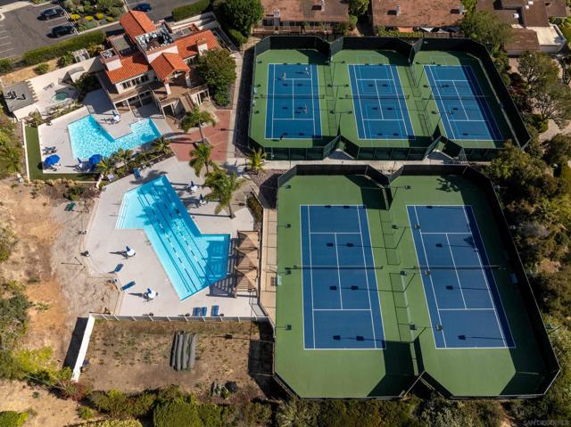 1466 Caminito Solidago, La Jolla CA: https://media.crmls.org/mediaz/da9045a2-70a7-4977-8c03-e14a141898f5.jpg