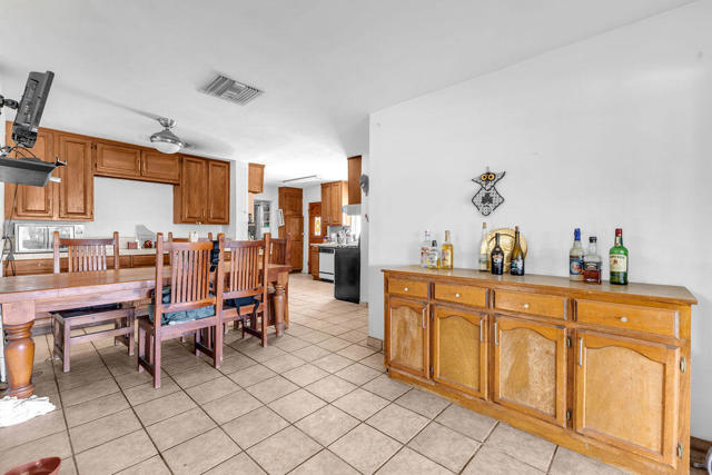 50351 Monroe Street, Indio CA: https://media.crmls.org/mediaz/da907840-55ba-4fa3-808f-bc9a9fb99538.jpg