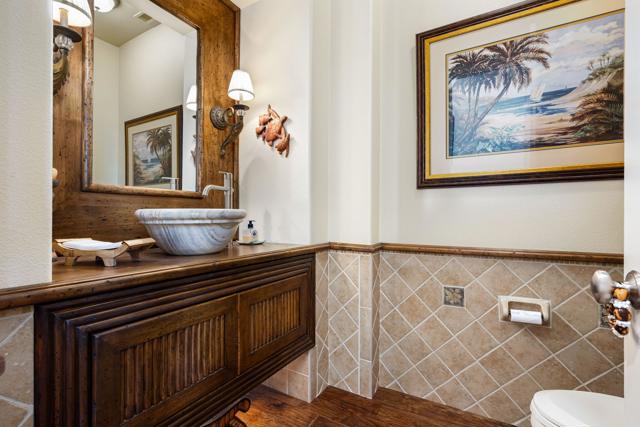 326 Loch Lomond Road, Rancho Mirage CA: https://media.crmls.org/mediaz/da90a76c-6faf-4006-b02c-3c659d0925fd.jpg