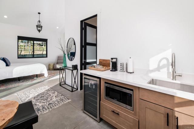 35715 Calle Nopal, Temecula CA: https://media.crmls.org/mediaz/da926c44-425d-47ac-83e1-672b0a6e2031.jpg