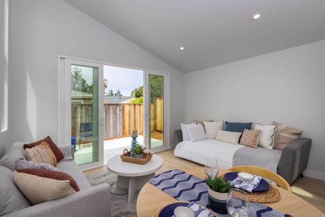355 30th Avenue, Santa Cruz CA: https://media.crmls.org/mediaz/da928e2d-044d-421b-b046-e3f8331fa0c1.jpg