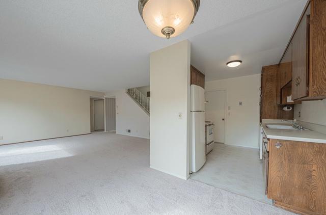 740 Alvarado Drive, Salinas CA: https://media.crmls.org/mediaz/da92c27f-4400-4a0a-9c2f-c2ba6c1633f7.jpg