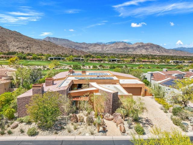 50741 Desert Arroyo Trail, Indian Wells CA: https://media.crmls.org/mediaz/da92d1ba-c31b-4998-afb6-437a0c714eb2.jpg