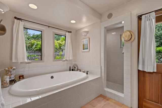 42 Upper Circle, Carmel Valley CA: https://media.crmls.org/mediaz/da93367c-585a-408c-9d16-e9b464b1514c.jpg