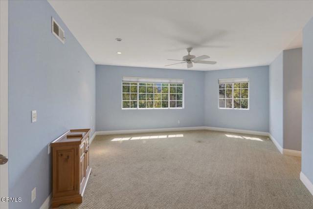 Detail Gallery Image 10 of 27 For 1048 Larry Ct, Newbury Park,  CA 91320 - 3 Beds | 2/1 Baths