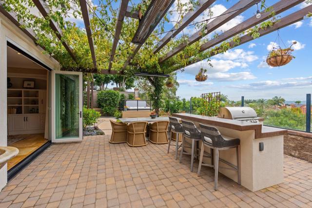 7691 CIRCULO SEQUOIA, Carlsbad CA: https://media.crmls.org/mediaz/da93b065-b64f-4d38-b215-8b3d90042f18.jpg