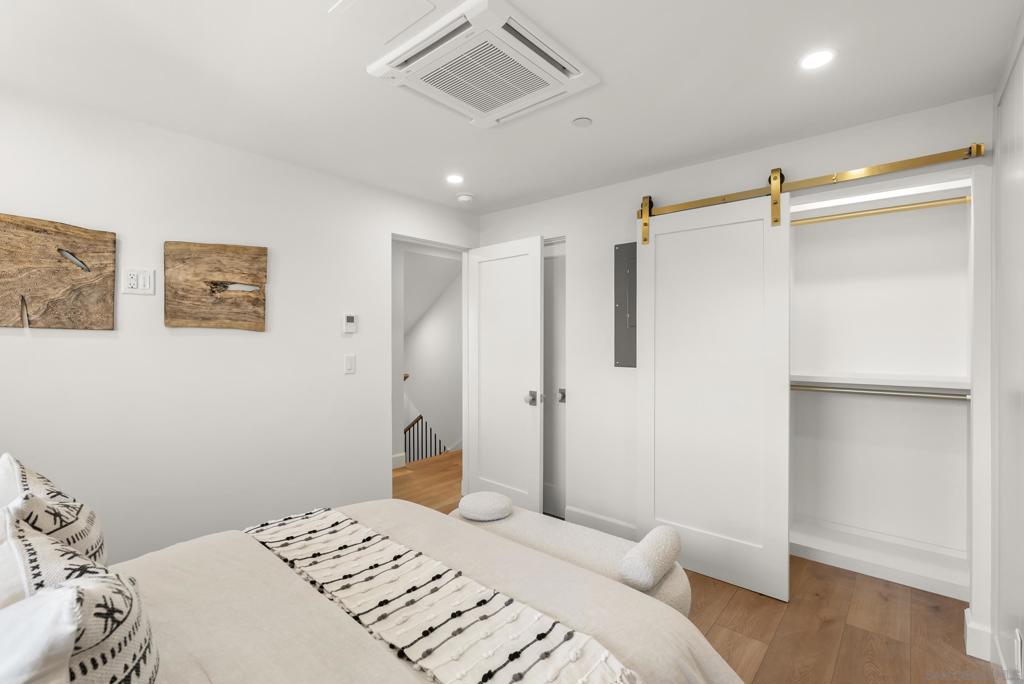 MLS #250041284SD image #22