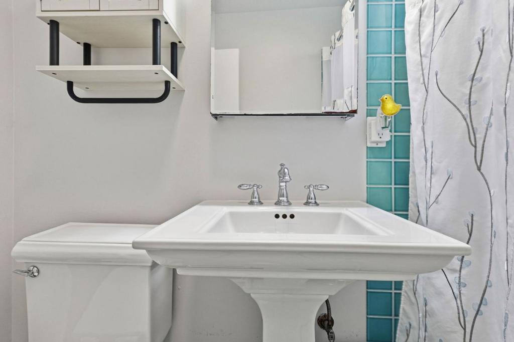 Da94Fdb9 46C9 40C4 99A2 69699D3F8720 1127 Cervantes Way, Pacifica, Ca 94044 &Lt;Span Style='BackgroundColor:transparent;Padding:0Px;'&Gt; &Lt;Small&Gt; &Lt;I&Gt; &Lt;/I&Gt; &Lt;/Small&Gt;&Lt;/Span&Gt;