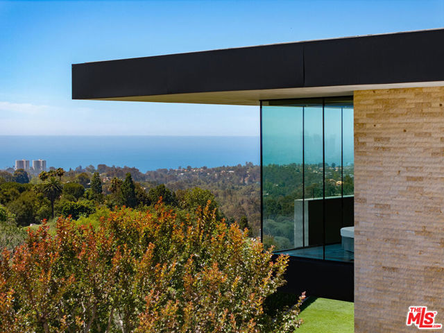 Drew Fenton | 1601 Casale Road Pacific Palisades CA | MLS: 7563220