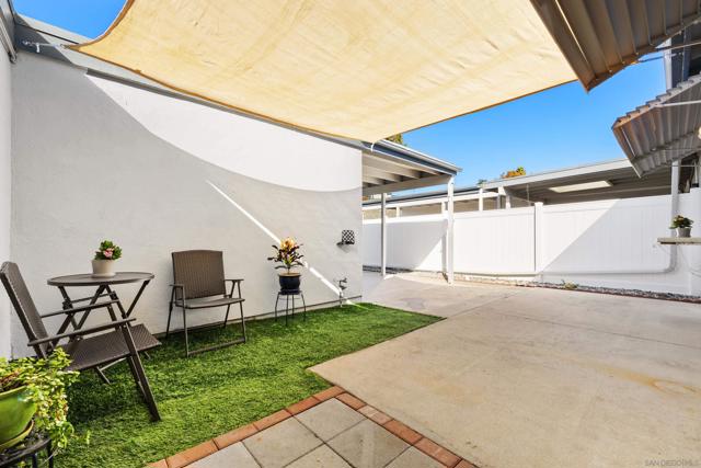 3875 Vista Campana, Oceanside CA: https://media.crmls.org/mediaz/da95b2ac-232d-468f-bd9d-eeb00e68b244.jpg