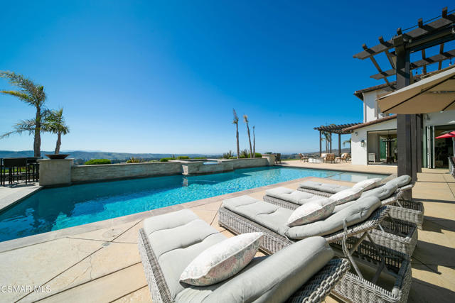1451 E La Loma Avenue, Somis CA: https://media.crmls.org/mediaz/da97478c-94bd-413e-9c69-c0484a5ca691.jpg