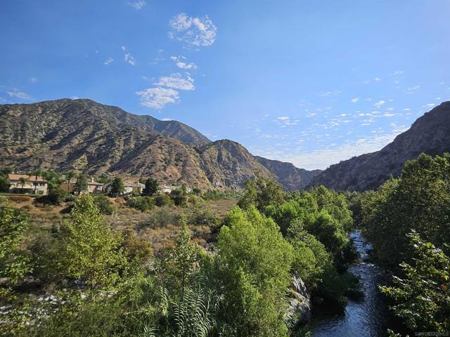 22 Silver Forest Court, Azusa CA: https://media.crmls.org/mediaz/da980eae-e22d-472a-9ea6-311454c2f956.jpg