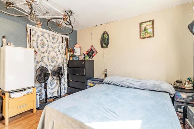 748 Clara Street, Oakland CA: https://media.crmls.org/mediaz/da982cca-fd3d-4d09-93db-704669aeebda.jpg
