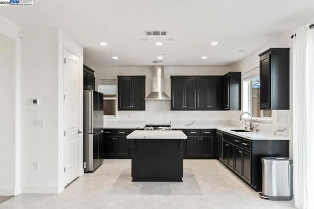 Image 10 of 28 For 2526 Modena Dr