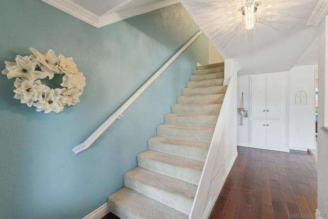 8007 Wetherly St, La Mesa CA: https://media.crmls.org/mediaz/da9928f2-256e-4145-b804-08d7e5e7285c.jpg