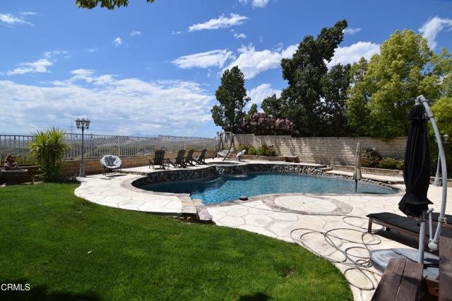 Detail Gallery Image 43 of 47 For 28469 Horseshoe Cir, Saugus,  CA 91390 - 4 Beds | 3 Baths