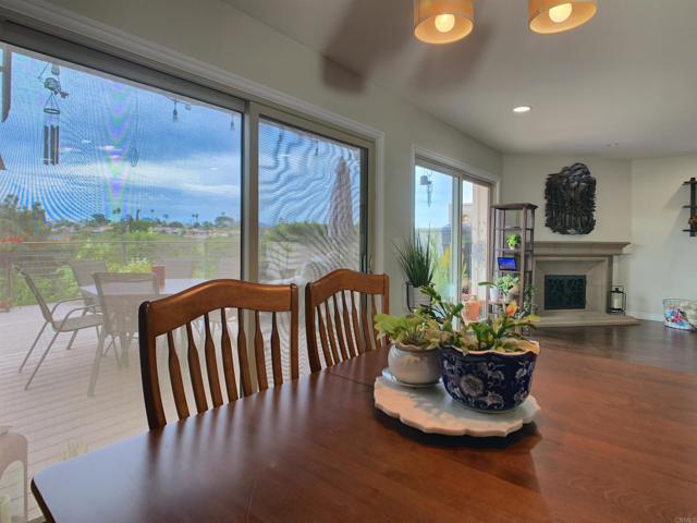Detail Gallery Image 5 of 26 For 6923 Caminito Entrada, San Diego,  CA 92119 - 2 Beds | 2/1 Baths