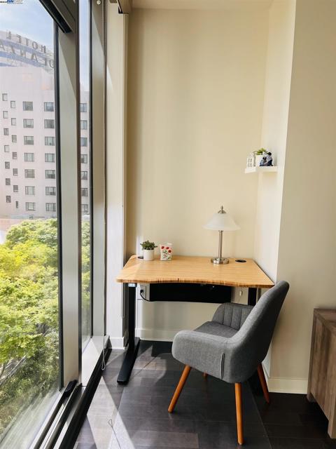 38 N Almaden Blvd, San Jose CA: https://media.crmls.org/mediaz/da9a4378-9efc-4eeb-94c1-5366ae3e5a2f.jpg