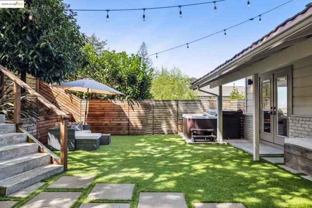 6605 Ascot Dr., Oakland CA: https://media.crmls.org/mediaz/da9a9c18-5fba-4da9-92b5-3b9555651ddc.jpg